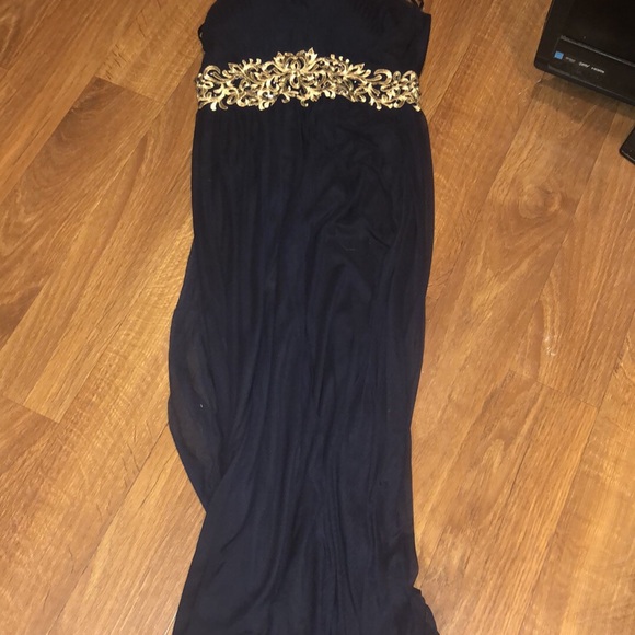 Prom dress - Picture 3 of 3